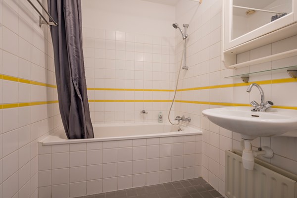 Medium property photo - De Beurs 72, 3823 GA Amersfoort